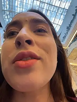 Holly Play online show from January 10, 12:11 pm