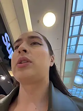 Holly Play online show from October 26, 10:15 am