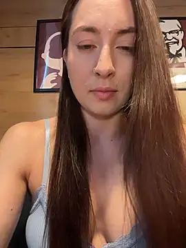 Holly Play online show from July 13, 10:03 am