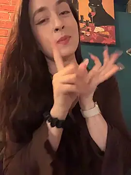 Holly Play online show from June 17, 10:36 am