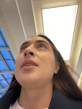 Holly Play online show from December 1, 12:06 pm