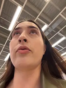 Holly Play online show from November 12, 12:09 pm