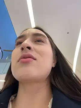 Holly Play online show from November 30, 7:09 am