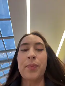 Holly Play online show from December 15, 12:11 pm