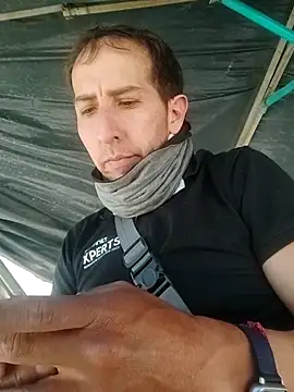 Snapshot of Alexand1999 chatting on February 26, 5:02 pm Alexand1999 online show from February 26, 5:02 pm