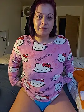 Chaudesquirt online show from February 18, 7:06 am