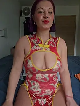 Chaudesquirt online show from February 21, 1:13 pm