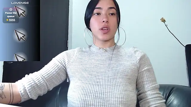 LESLIEBLACK  online show from January 29, 11:46 pm