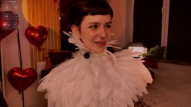 MichaellaMoon online show from February 14, 6:08 pm