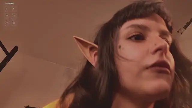 MichaellaMoon online show from February 3, 5:18 pm