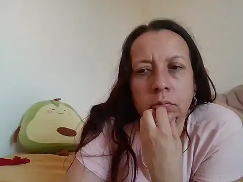 Snapshot of milfevha chatting on November 25, 7:25 pm milfevha online show from November 25, 7:25 pm