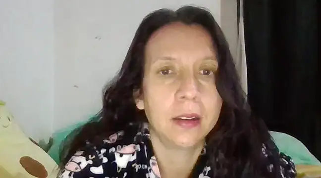 Snapshot of milfevha chatting on March 5, 11:38 pm milfevha online show from March 5, 11:38 pm