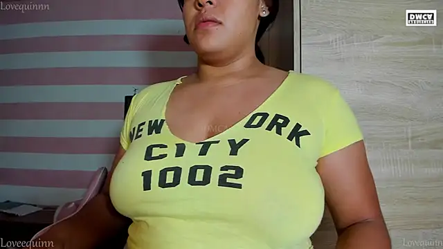 Loveequinn online show from February 18, 1:32 am