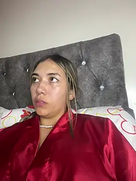 Iris lee online show from March 18, 10:15 pm