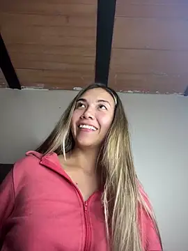 Iris lee online show from March 14, 11:00 pm