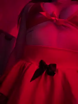 Iris lee online show from October 31, 2:30 am