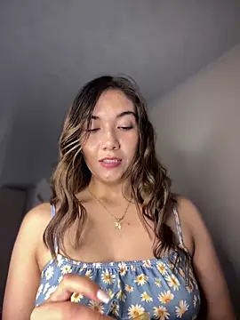 Iris lee online show from September 10, 4:50 pm