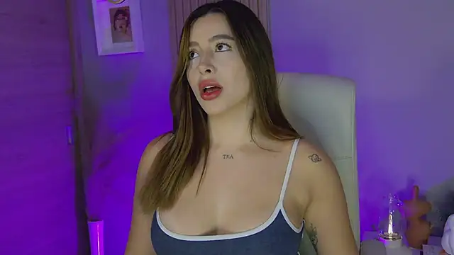 Alessia-miller  online show from December 31, 12:00 am