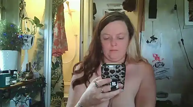 Lyrann89 online show from December 14, 6:52 pm