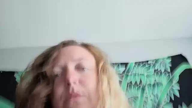Lyrann89 online show from July 17, 3:42 pm
