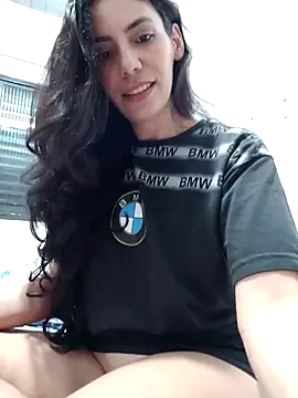 Rainha Travessa online show from January 15, 4:04 am