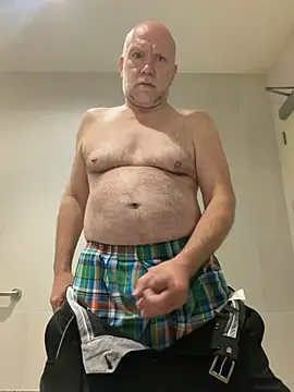 FLSexyGuy online show from August 1, 1:42 pm
