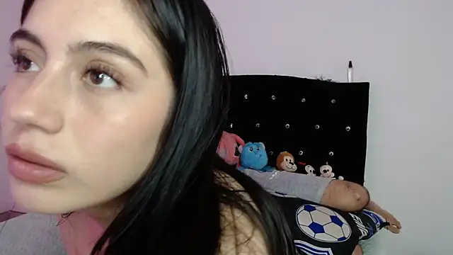 Snapshot of Bonny_Bonss chatting on May 21, 9:12 pm Bonny Bonss online show from May 21, 9:12 pm