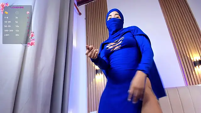 Snapshot of natash_malak chatting on February 17, 12:22 am natash malak online show from February 17, 12:22 am