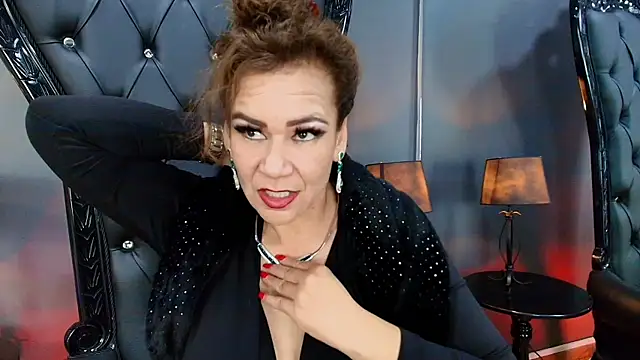 Snapshot of MelaniaKnauss chatting on February 22, 4:19 pm MelaniaKnauss online show from February 22, 4:19 pm
