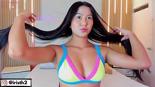 Iris Thompson  online show from November 11, 3:45 am