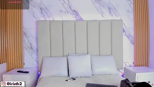 Iris Thompson  online show from February 24, 4:13 am