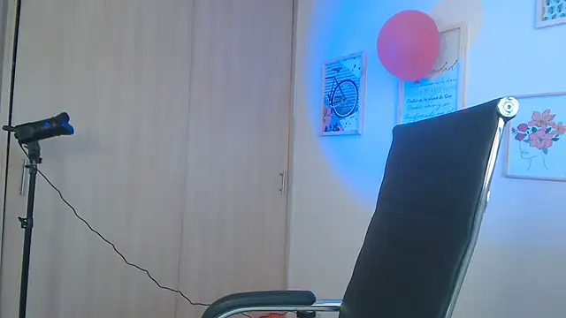 lucy diiaz online show from February 26, 5:21 pm