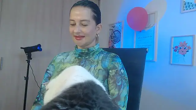 lucy diiaz online show from February 27, 5:16 pm