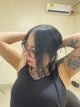 Snapshot of eva_sexx69 chatting on October 8, 12:17 pm eva sexx69 online show from October 8, 12:17 pm