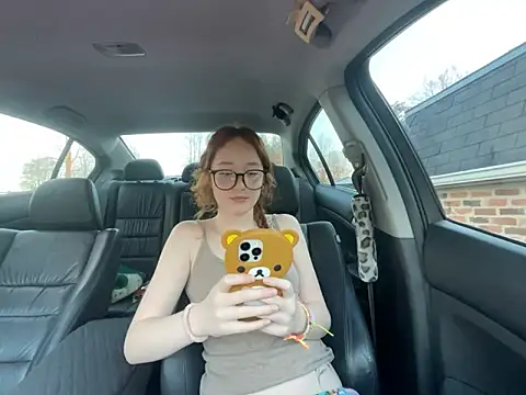 Snapshot of gingerbabe18 chatting on March 12, 11:09 pm gingerbabe18 online show from March 12, 11:09 pm