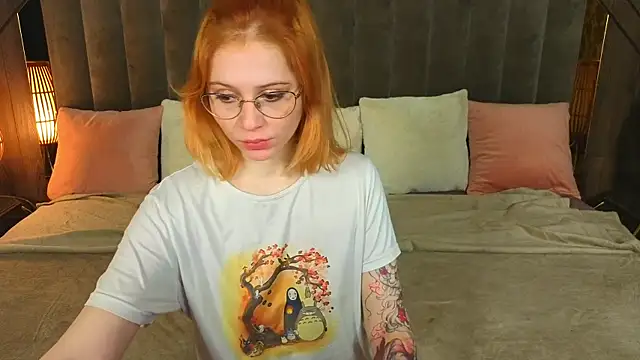 Snapshot of Sasha_Exclusive chatting on September 13, 6:13 am Sasha Exclusive online show from September 13, 6:13 am