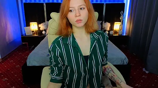 Snapshot of Sasha_Exclusive chatting on September 28, 12:56 pm Sasha Exclusive online show from September 28, 12:56 pm