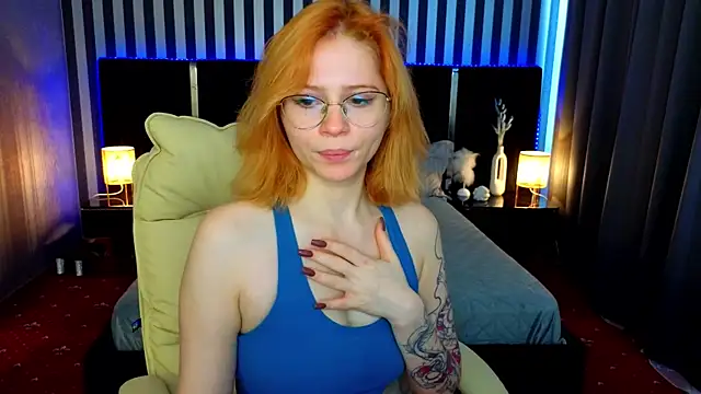 Snapshot of Sasha_Exclusive chatting on September 15, 1:22 pm Sasha Exclusive online show from September 15, 1:22 pm