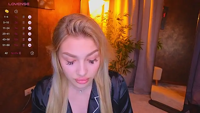 Ella Milla online show from January 27, 8:51 am