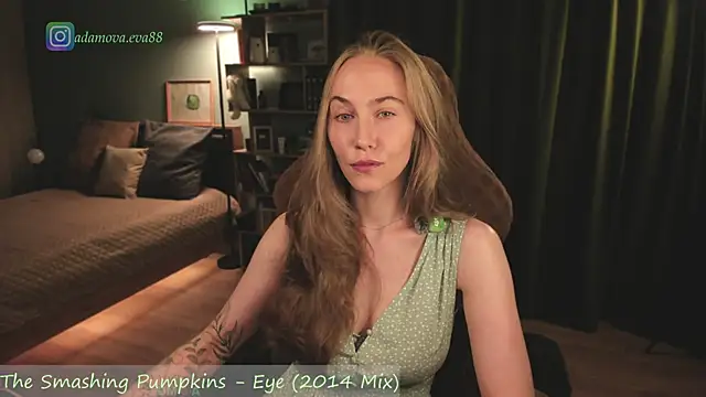 Snapshot of _Eva_Adama chatting on June 9, 5:47 pm Eva Adama online show from June 9, 5:47 pm