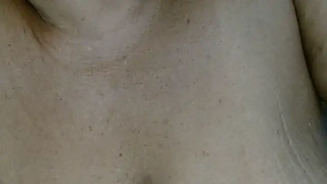 Snapshot of Hugetittiesxx2 chatting on January 15, 11:02 am Hugetittiesxx2 online show from January 15, 11:02 am