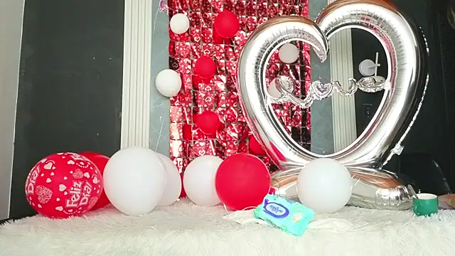 YummyDuooo online show from February 12, 1:11 pm