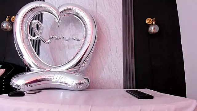 YummyDuooo online show from March 31, 11:01 am