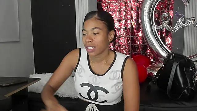 YummyDuooo online show from February 14, 11:10 am