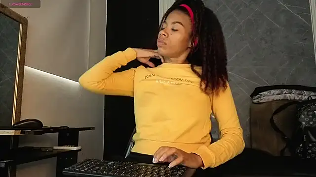 YummyDuooo online show from October 23, 12:04 pm