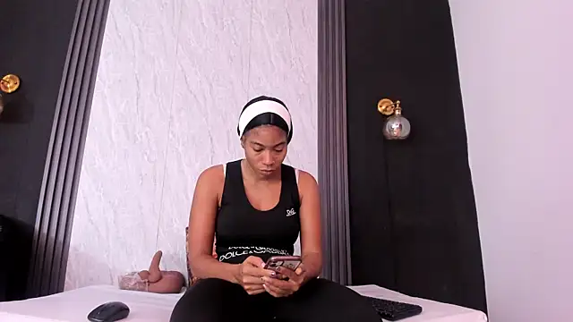 YummyDuooo online show from March 13, 11:04 am