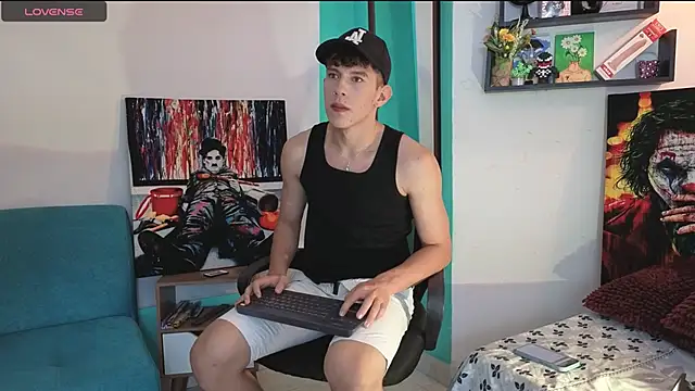 flowers18 online show from March 16, 10:34 pm