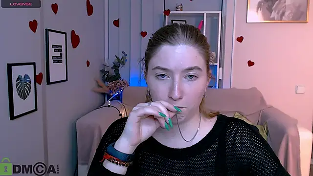 daisy candy online show from March 2, 9:08 pm