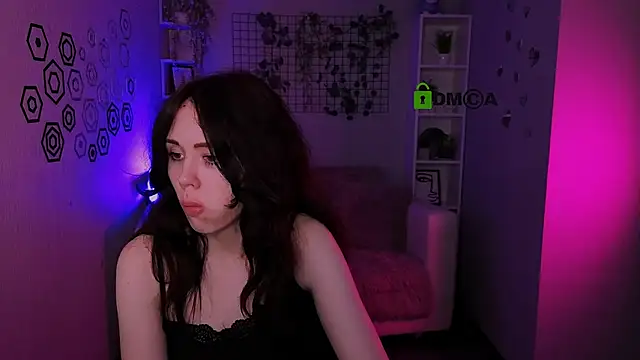 Snapshot of daisy_candy chatting on June 2, 10:10 pm daisy candy online show from June 2, 10:10 pm