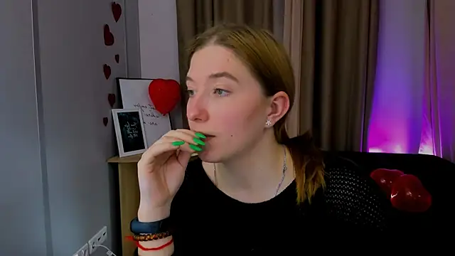 daisy candy online show from February 26, 5:31 pm